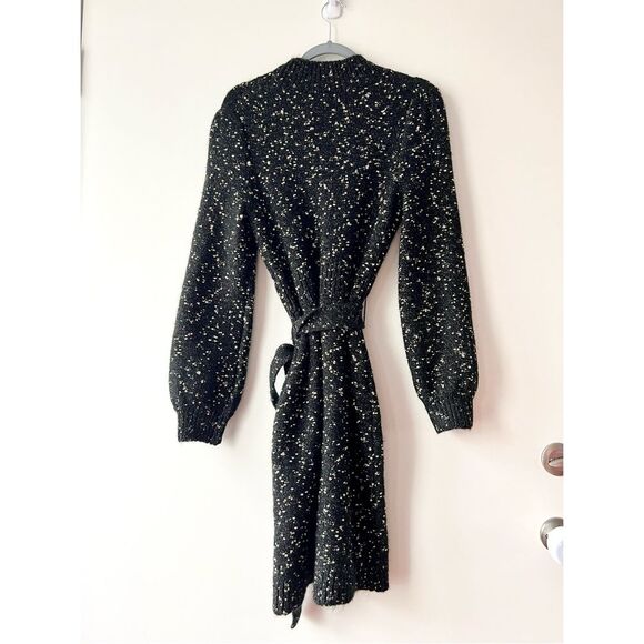 ✨SPARKLY✨Ann Taylor Mock Neck Sweater Dress Black and Gold Size SP - Picture 6 of 8